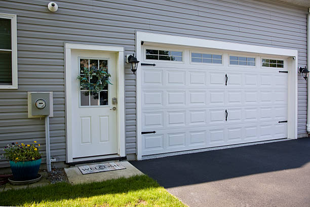 24/7 Emergency Garage Door Roller Replacement experts in Selma, NC